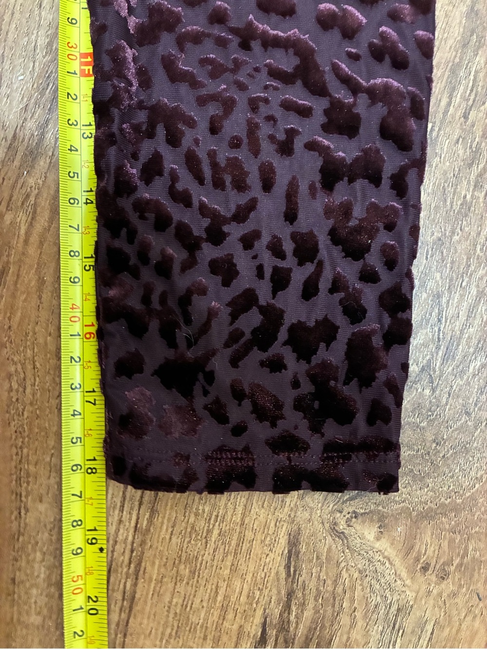 SimplyVera VeraWang Burnout Velvet Leopard Print Lined Top Plum Purple PreOwned - Picture 8 of 11
